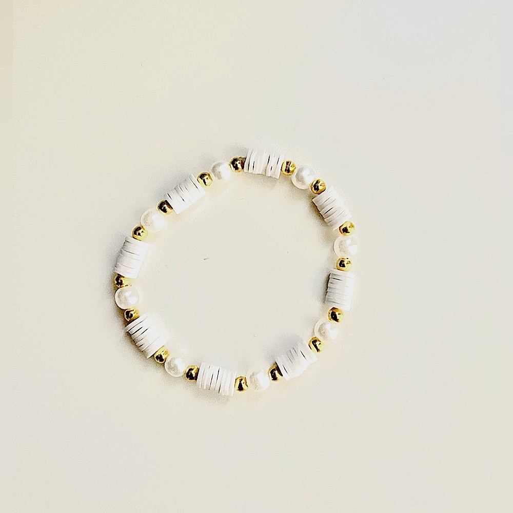 ✨Glamour Goddess✨ clay beads bracelet